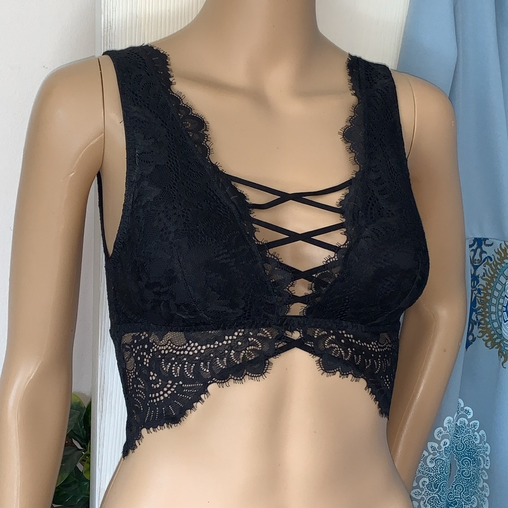 La Senza lace up padded backless black lace bra XS